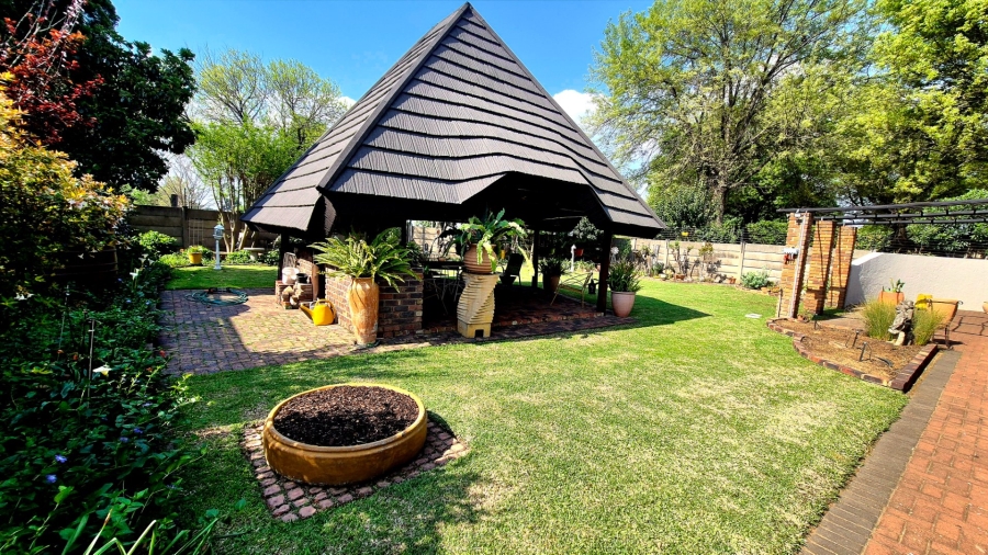 3 Bedroom Property for Sale in Vaalpark Free State